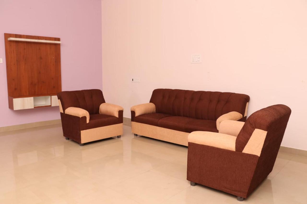 Dhruva Service Apartment Bidadi Esterno foto